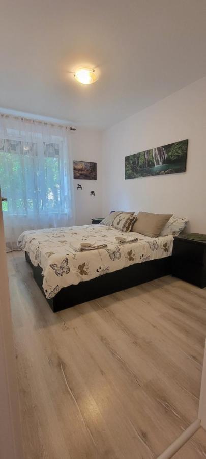Appartamento Moonshine Szeged Esterno foto